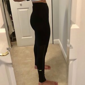 Nine Pro leggings: Dri-Fit
